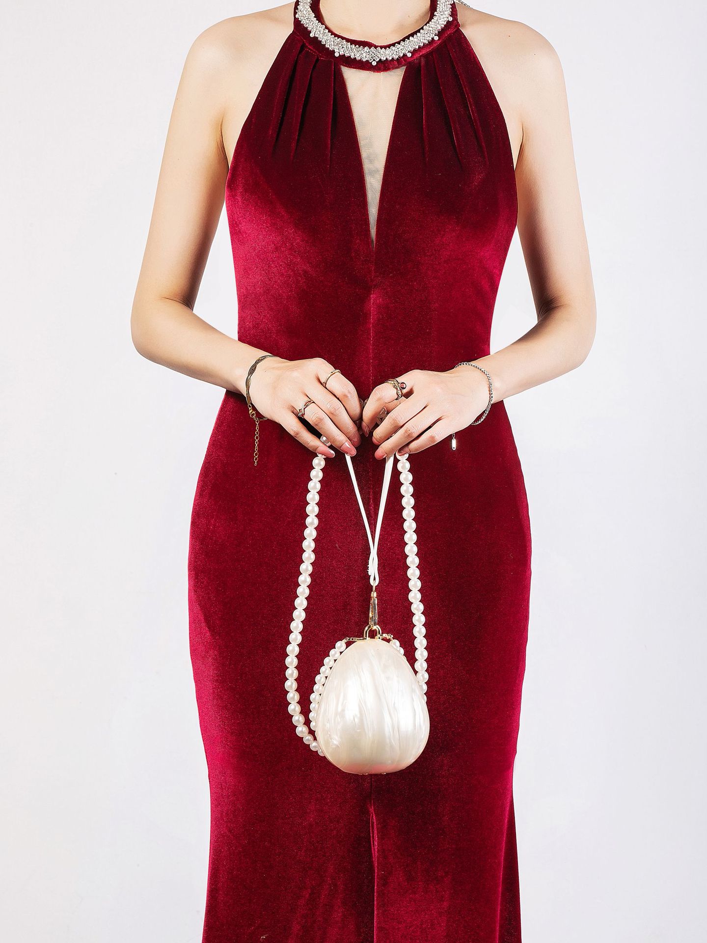 Luxury Bags White - Luksusowa biała torebka kopertówka w kształcie