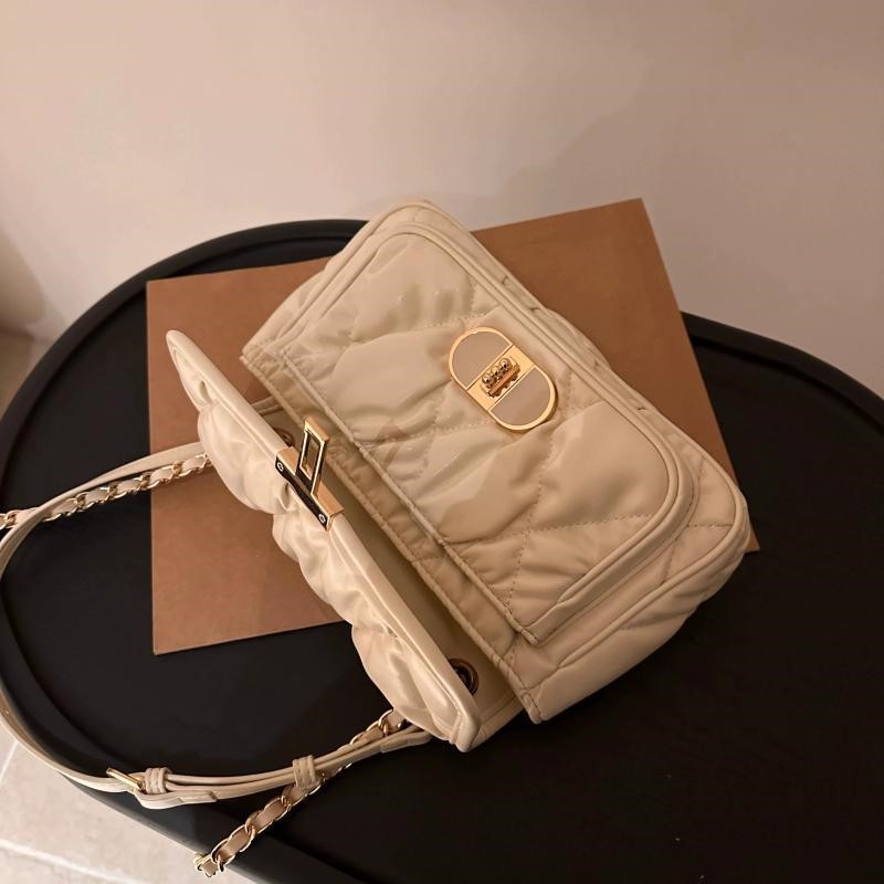 Elegancka plisowana torebka na – Luxury Bags Quiet recenzja i cena