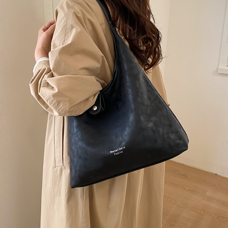 Damska torba hobo ze sztucznej – Luxury Bags Quiet recenzja i cena