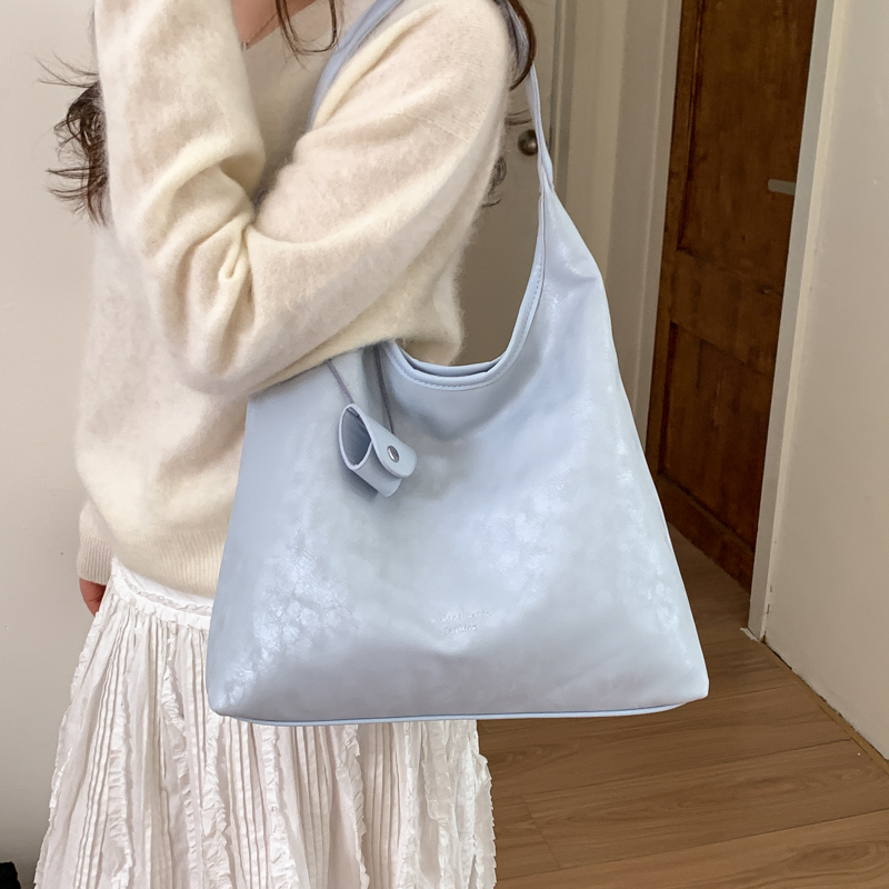 Damska torba hobo ze sztucznej – Luxury Bags Quiet recenzja i cena