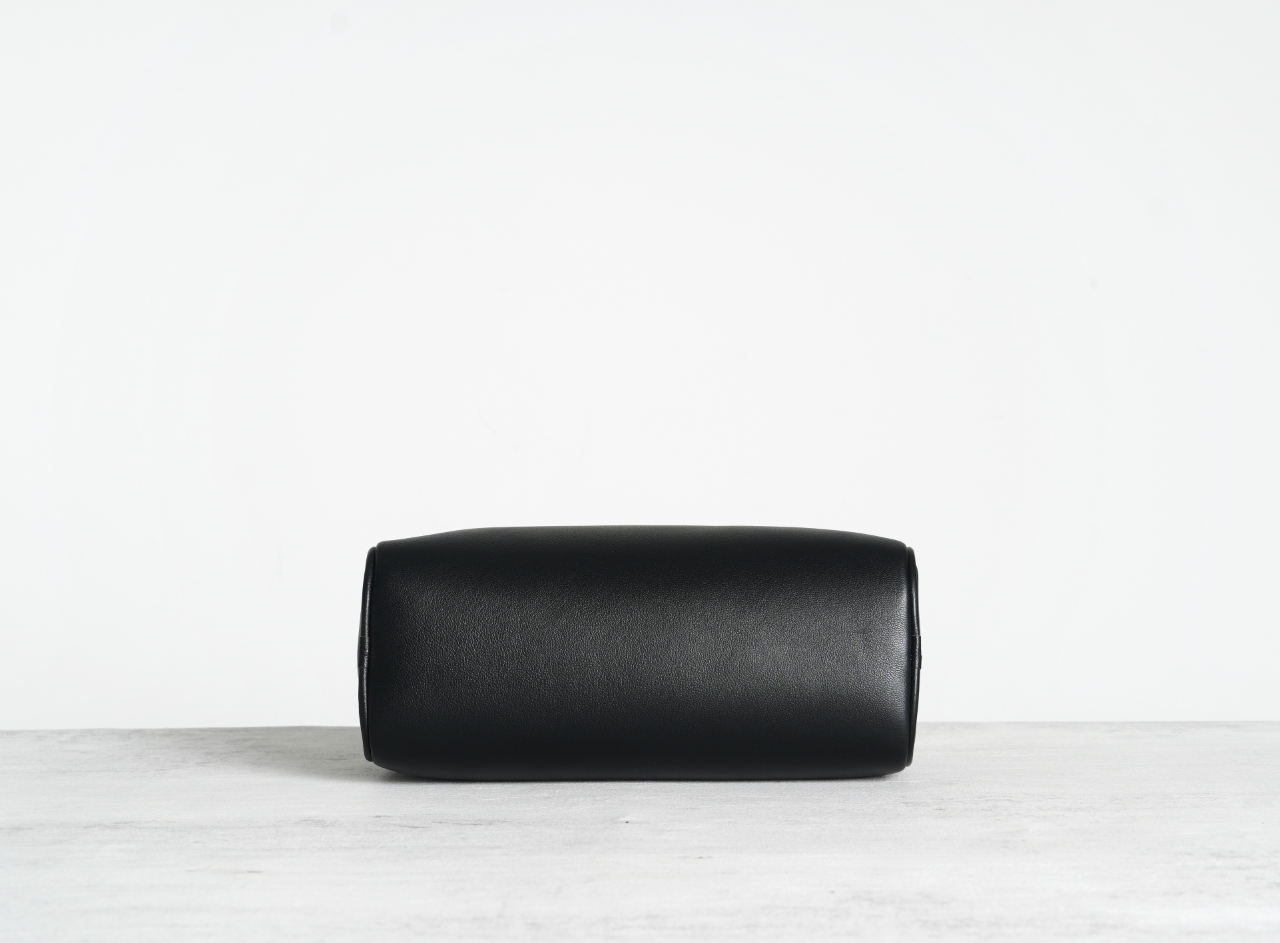 Damska minimalistyczna skórzan – Luxury Bags Quiet recenzja i cena