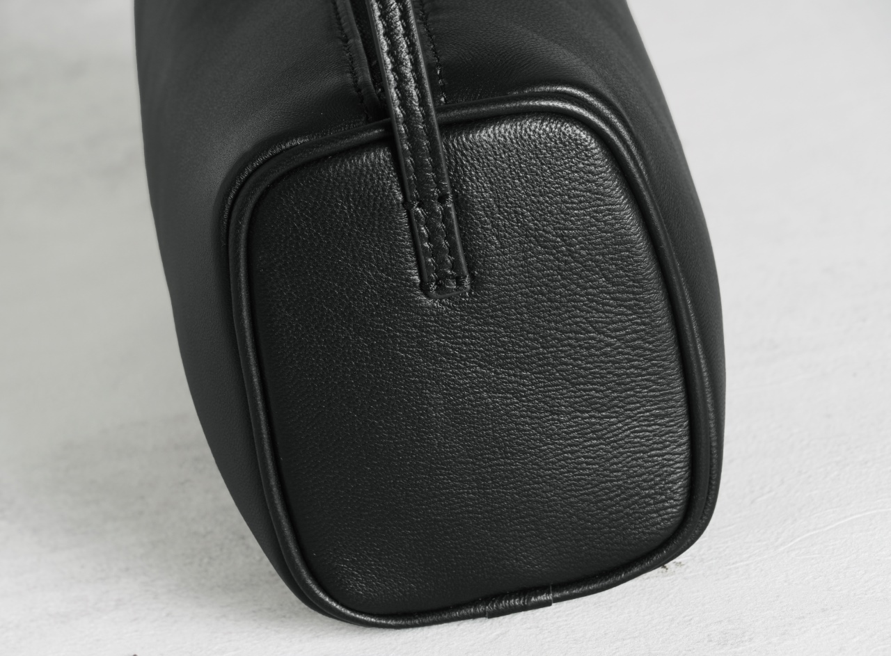 Damska minimalistyczna skórzan – Luxury Bags Quiet recenzja i cena